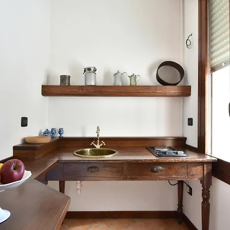 فندق مبيت وإفطار Il Terrazzo Romagnano Sesia